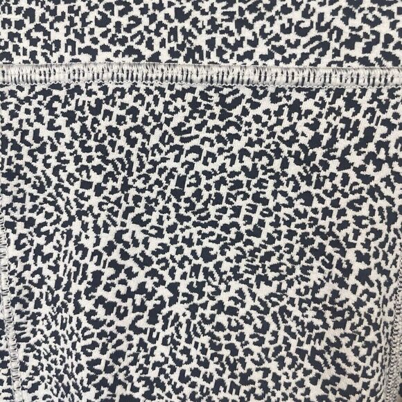 Athleta Salutation Stash II Textured Tight Legging Black White‎ Size M - Picture 7 of 9